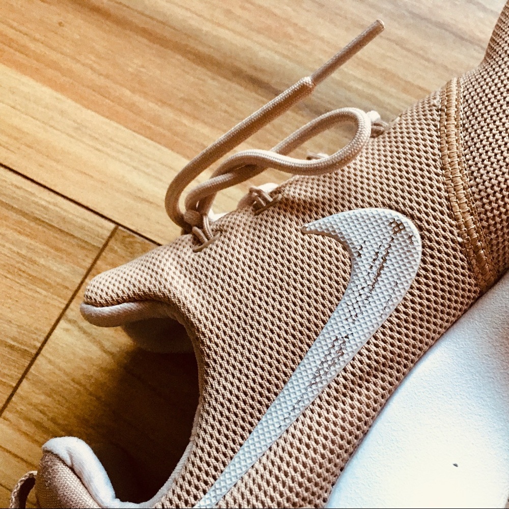Nike Light Pink Pegasus Zoom - Picture 6 of 8